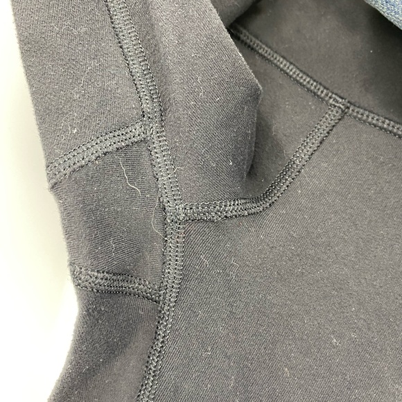 Lululemon Wunder Under Crop 4 - Picture 3 of 9